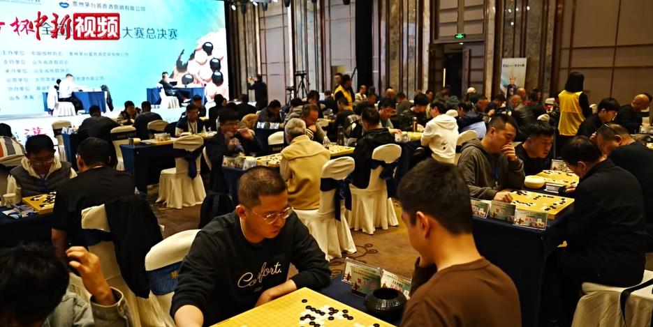 “圍棋王子”現身業余圍棋賽 助力圍棋推廣普及